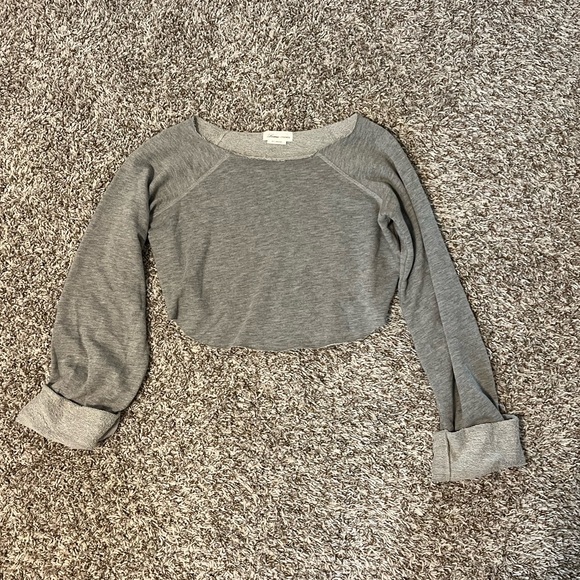 Sweatshirt - Picture 1 of 2